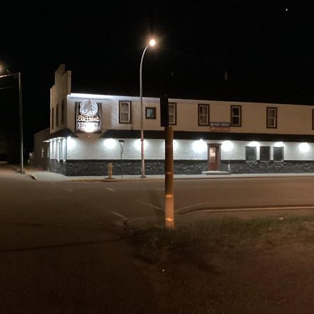 Bethel Hotel Elk Point Экстерьер фото